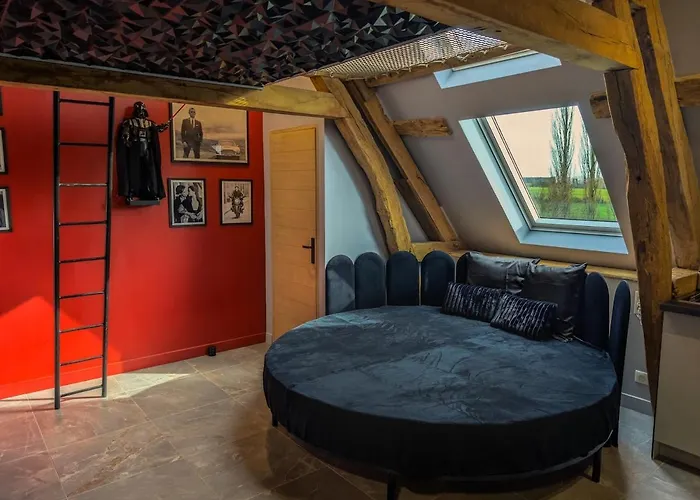 Cinema Romantique De L'etoile Apartment *