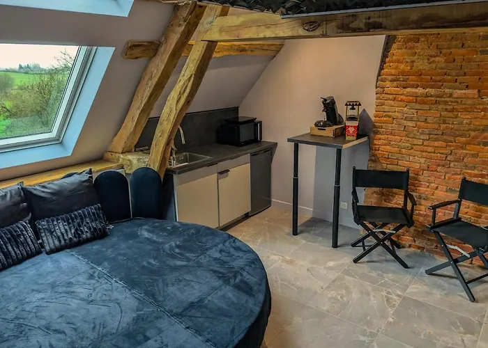 Cinema Romantique De L'etoile Apartment Longmesnil