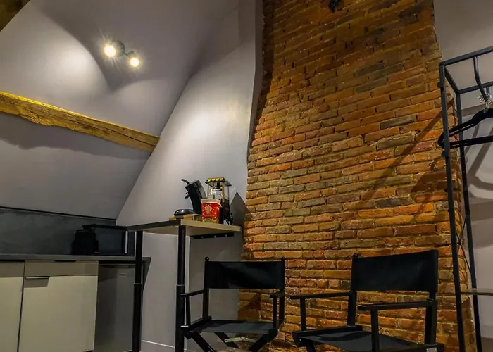 Cinema Romantique De L'etoile Apartment Longmesnil